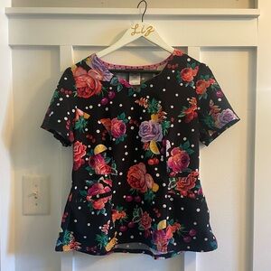 Scrub Top Size M